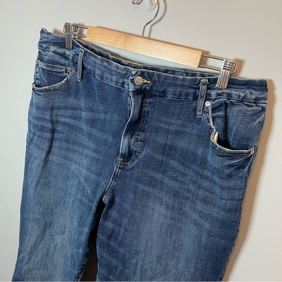 Express Cropped Flare Jeans Womens XL (18-20) High Rise Dark Wash Raw Hem FlexX‎ - Picture 4 of 11